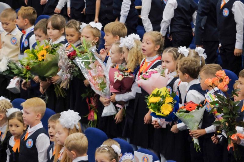 Рекордное количество первоклассников пошли в школы в Академическом районе Екатеринбурга