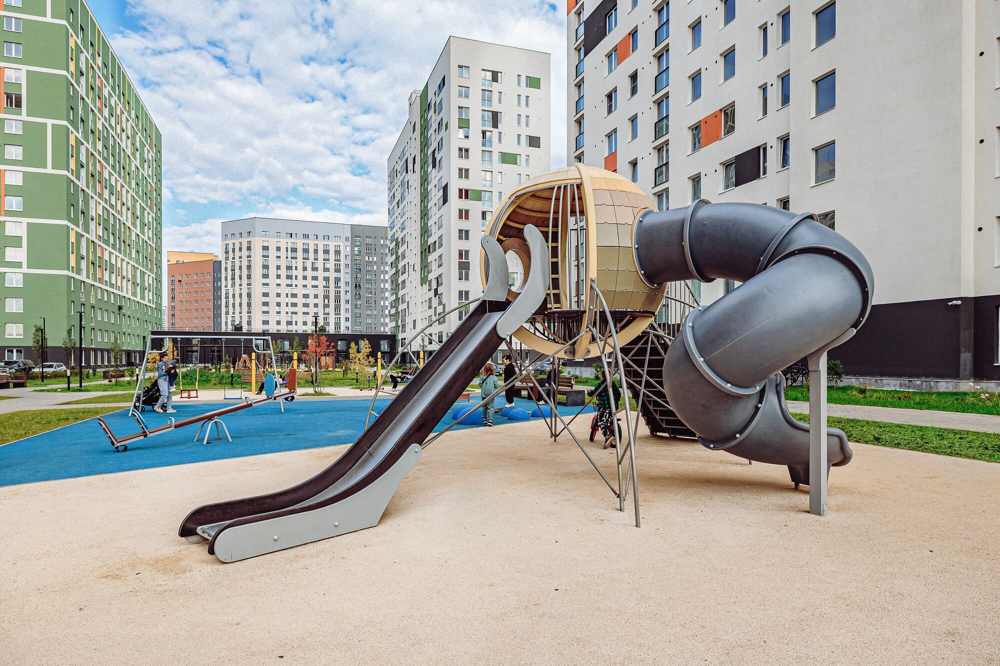 ДВОРЫ. Слайд 4